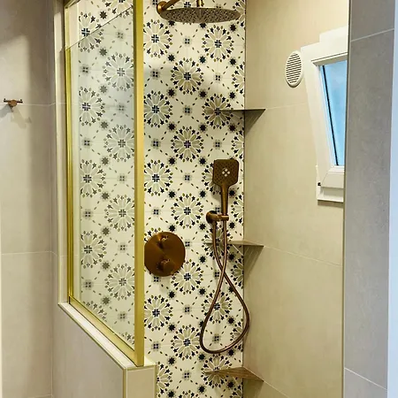 Le Petit Mouillage, A 100 M De La *