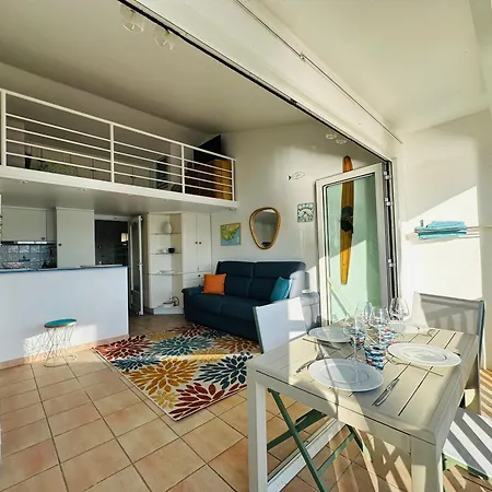 Le Petit Mouillage, A 100 M De La Apartman *