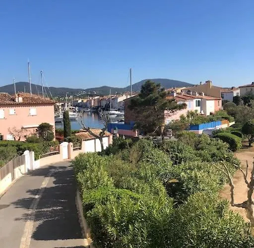 Le Petit Mouillage, A 100 M De La * غريمو